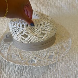 L*Space Jet Setter Hat White